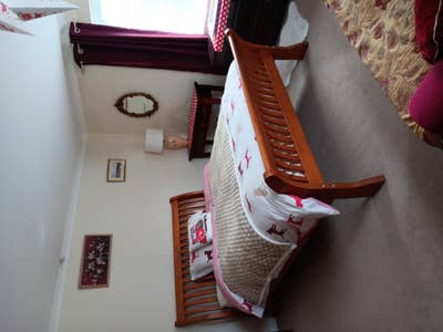 Large fully furnished room to let Main Photo