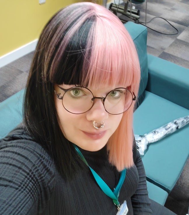 Trans Masters Student Looking for Room Main Photo