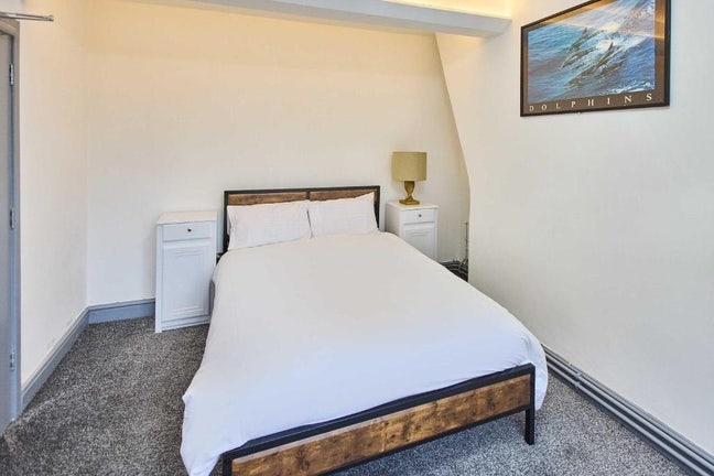 2 bed flat in city centre  Main Photo