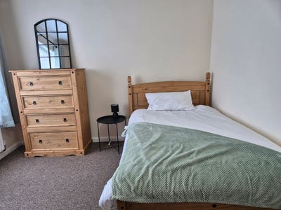 Quiet place to live Main Photo