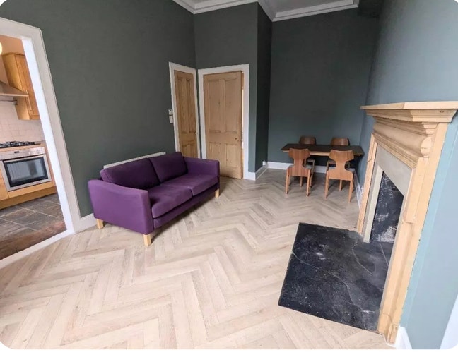 Room available in Newington Main Photo