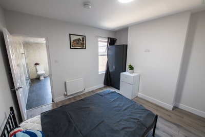 Luxurious Double Room Ensuite Main Photo