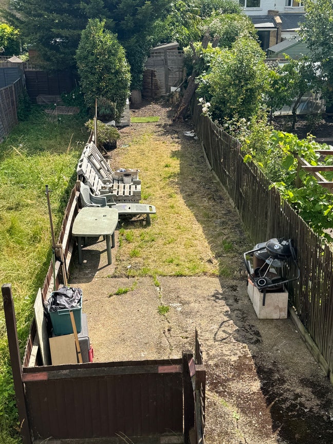 Spacious Double Room Available - Wimbledon Main Photo