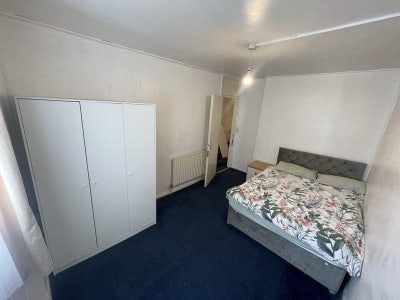 Bills included room available immediately  Main Photo
