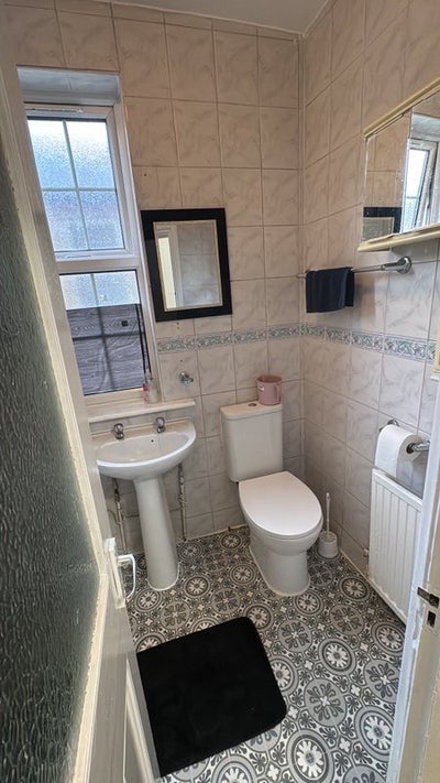 Double room available - bill included  Main Photo