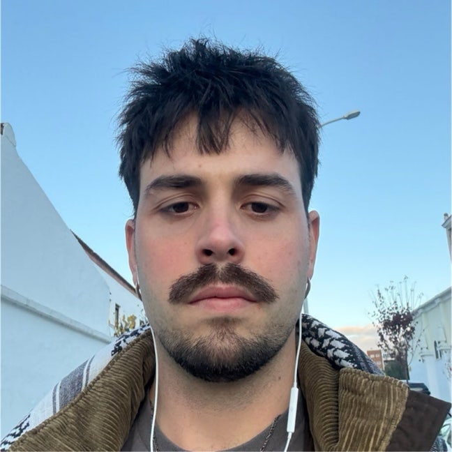 Hey amigas, names David :) I am a spanish PhD... Main Photo