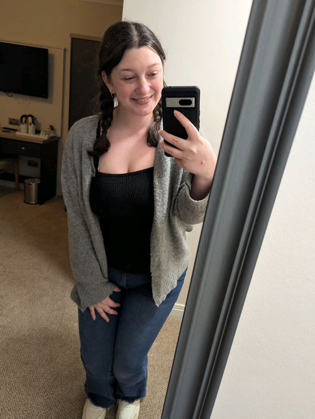 Please help me find local accomodation.  Main Photo