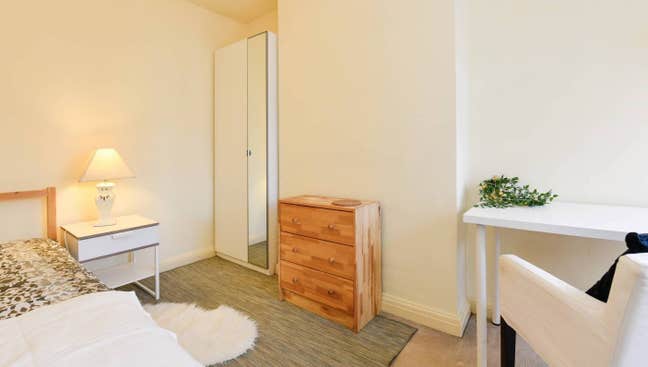 Double bedroom walking distance to Hampstead Heath Main Photo