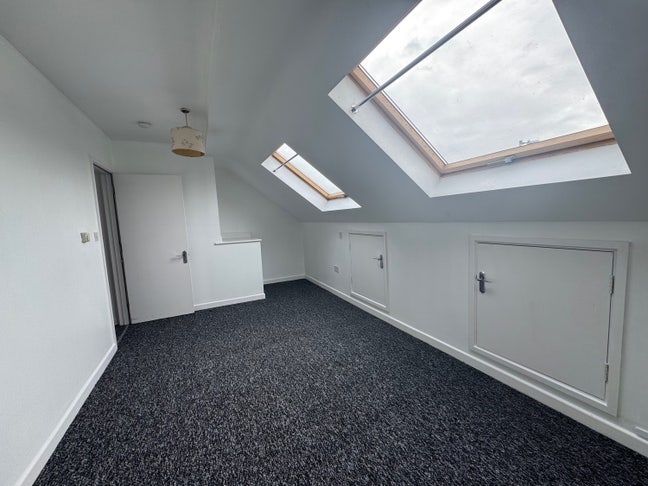 Compact 1 Bed, Green Lane, Dagenham Main Photo