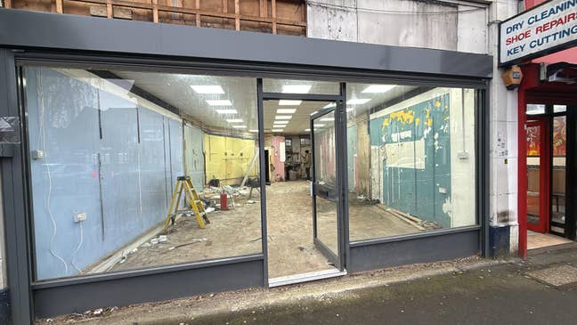 Ground Floor Commercial Unit in Cheam Village Main Photo