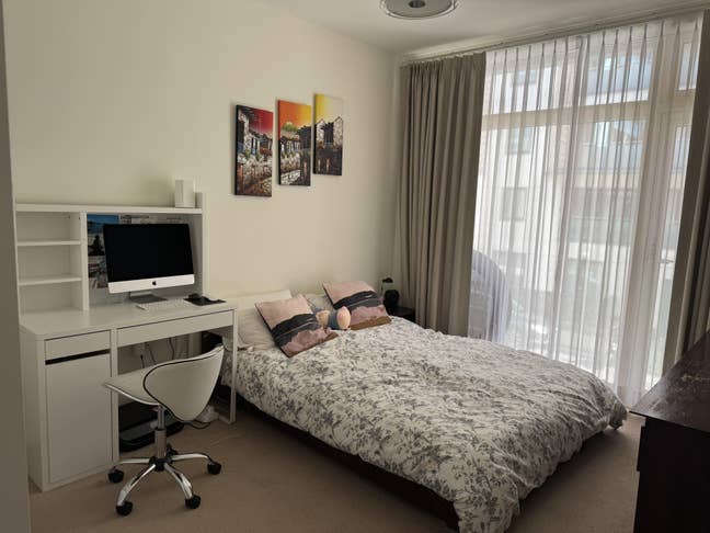 Mon–Fri Double 10min walk Chiswick Business Park Main Photo