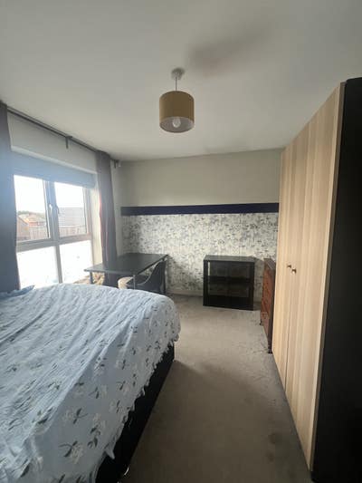 Lovely spacious double ensuite in West Bridgford  Main Photo