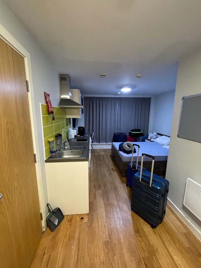 Fully Furnished Studio in Liverpool City Centre Main Photo