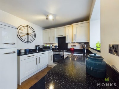 Double room to rent in Morda Main Photo