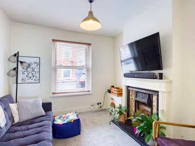 Double Room Available - LGBTQ+ friendly Main Photo