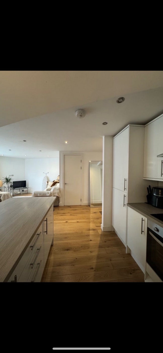 New Flatmate- Canary Warf Main Photo