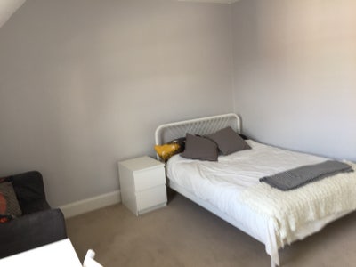 Fantastic, Large bright, Double En-Suite room Main Photo