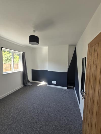 Smart Rooms, Quiet House, Newly Finished  Main Photo