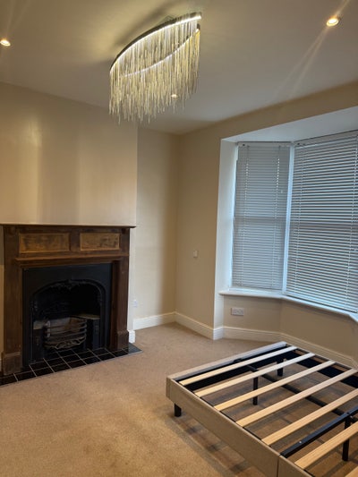 2 Double Room Available  Main Photo