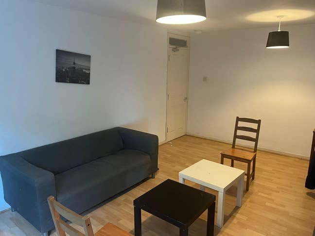 Furnished Double room near Buchanan Bus Station Main Photo