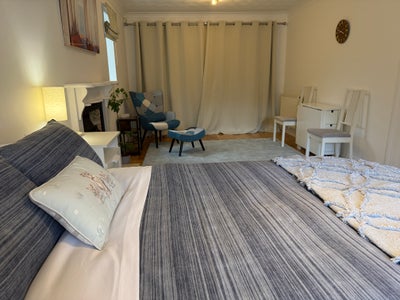 Large Ground Floor Room – Mon–Fri Only –  Main Photo