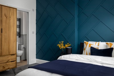 Professional En-Suite Room | All Bills Included Main Photo