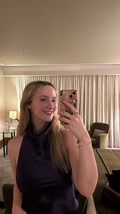 23, looking for a place to live  Main Photo