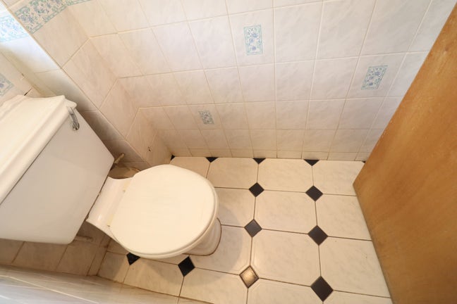 Zone 1-Large Rooms Lovely Flat in Shoreditch Area! Main Photo