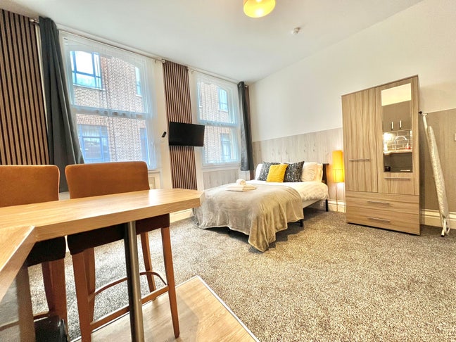 All Inclusive Studio Apartment in the CIty Centre Main Photo