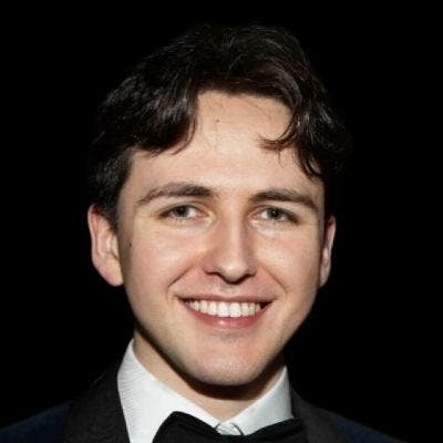 My name is Peter O'Brien, I'm a young profess... Main Photo