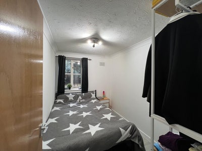 Room available in Lovely 2 bed Bow flat Main Photo