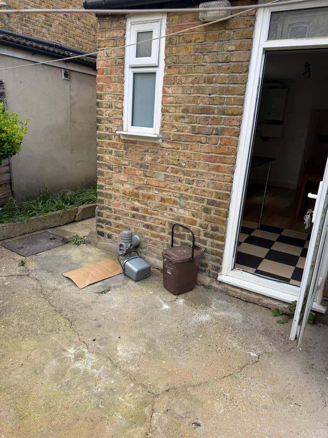 Double room to let  Main Photo