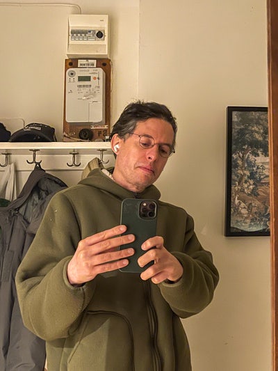 Writer seeking calm room Main Photo