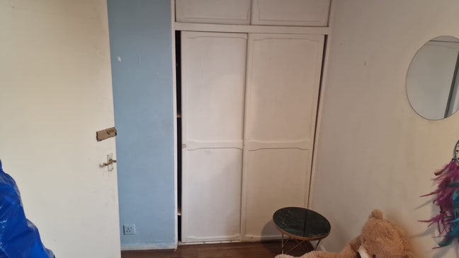 Room available for girl ( shared accommodation) Main Photo