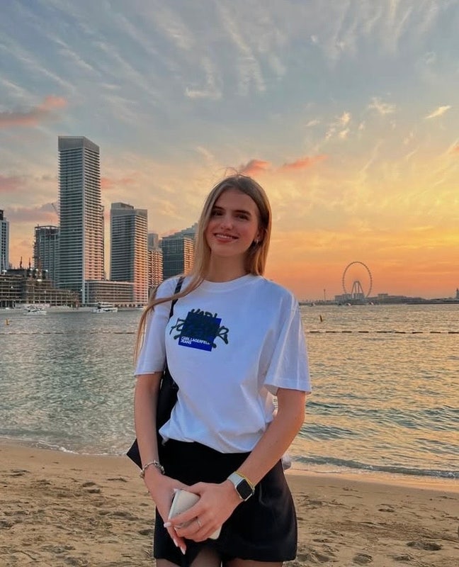 Looking for a flatmate  Main Photo