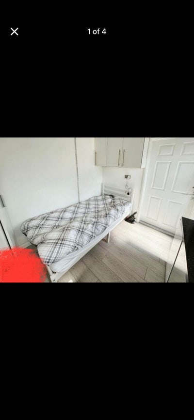 En suite  Main Photo