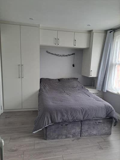 2 rooms available!  Main Photo