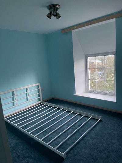 Double bedroom subletting for 3 months Main Photo