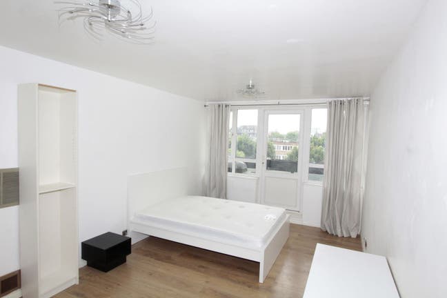 Last new rooms in Shadwell E1 for April Main Photo
