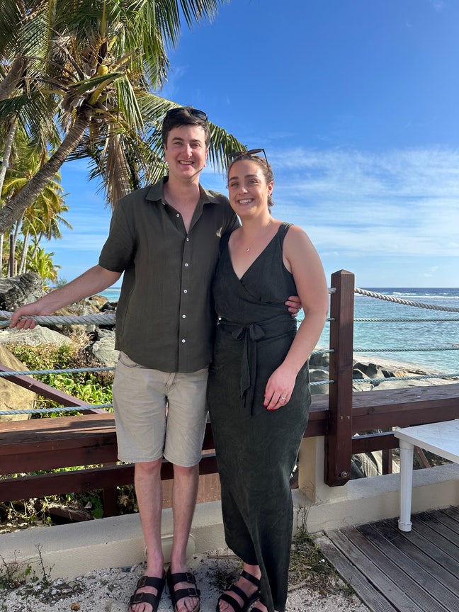 Kiwi Couple looking for a place to call home! Main Photo