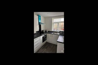 Double Room for Two Available Now Including Bills Main Photo