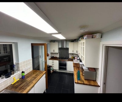 Single room on affordable price Main Photo