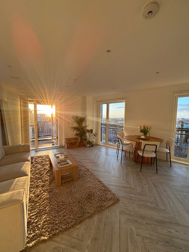 Double Room in Wandsworth Town Available June 1st🌷 Main Photo