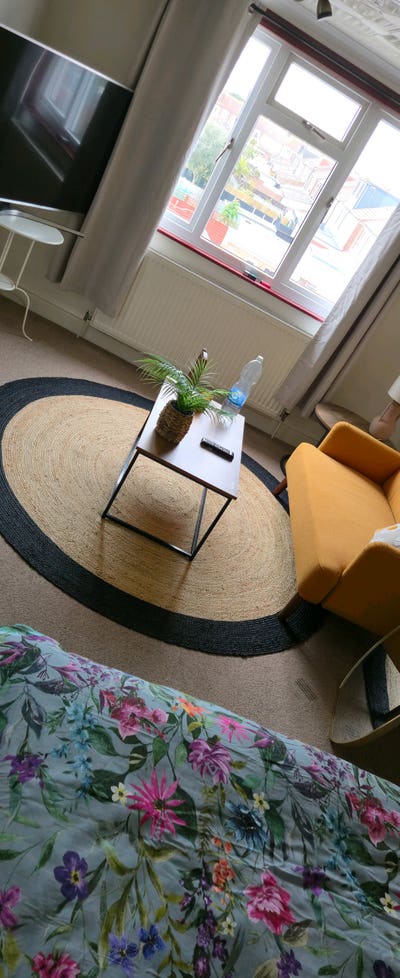  Ensuite large duble room  Main Photo