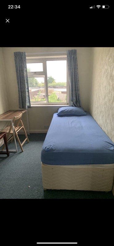 Nice  Room  Just 8 Min to Hillington Hospital Main Photo