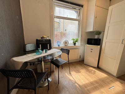 Lovely Double Room in Lewisham Area  Main Photo