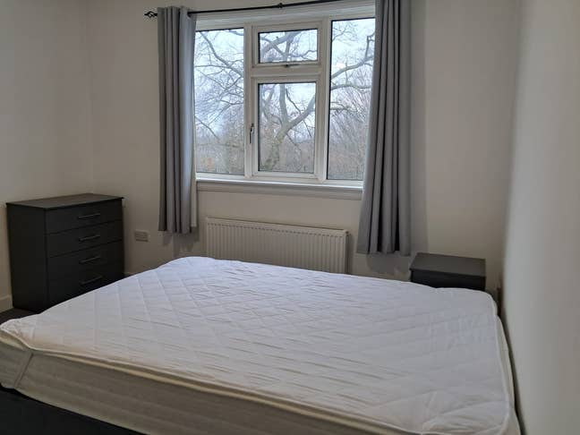 Double Room with Ensuite - All bills included Main Photo