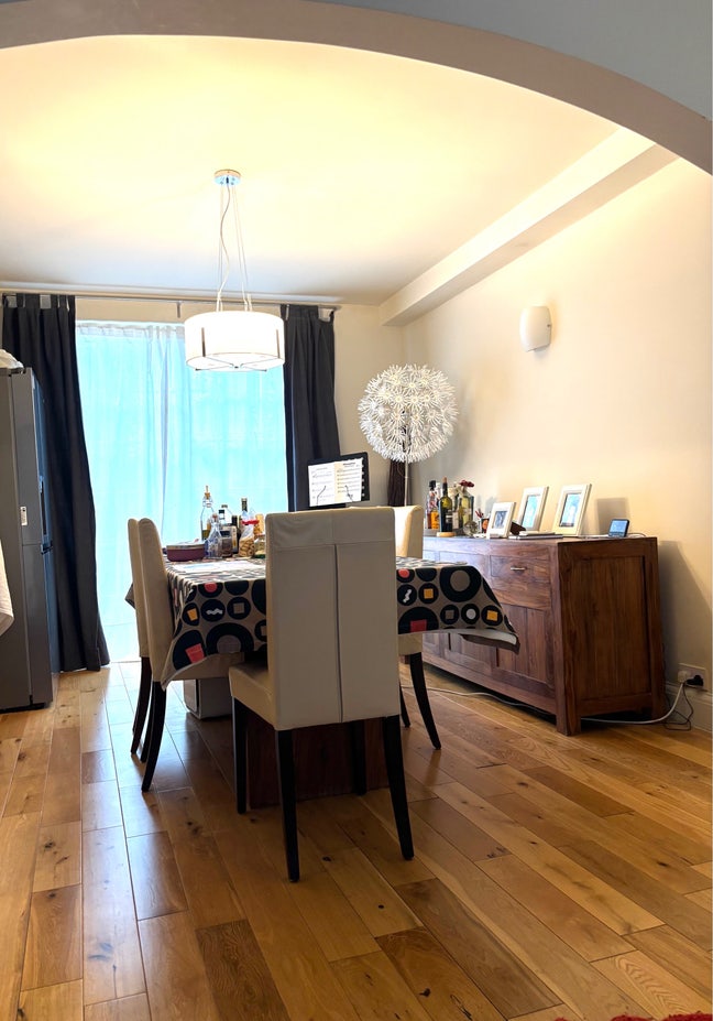 Double room for single female occupancy Main Photo