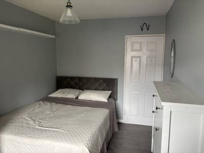 Rooms to rent in house Main Photo