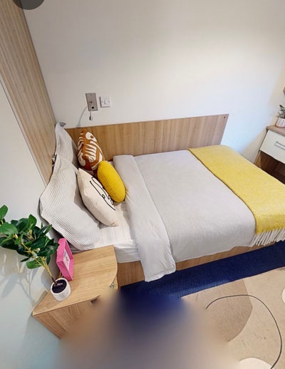 🏠 Room Available – Takeover! 🏠 Main Photo